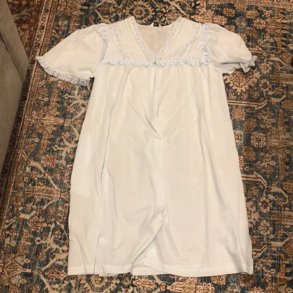 Vintage Gilead robe
